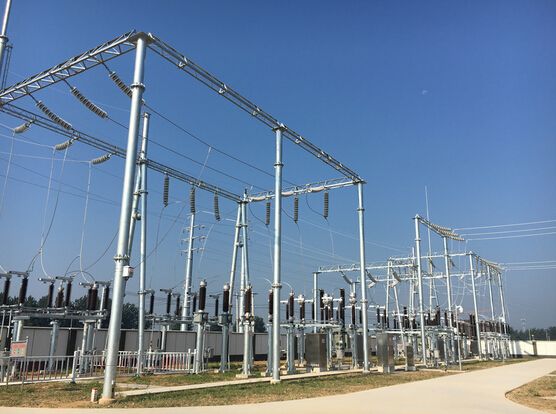 2015年11月1日---6套110kV/220kV主變中性點(diǎn)間隙保護(hù)成套裝置發(fā)往新疆喀什